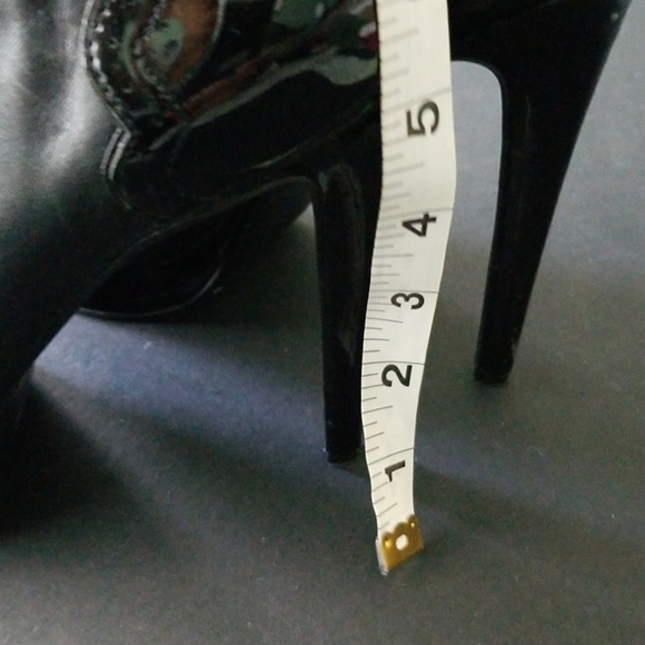 Leather Platform Peep Toe Heel - Picture 5 of 6